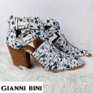 GIANNI BINI Western Floral Bootie Size 7